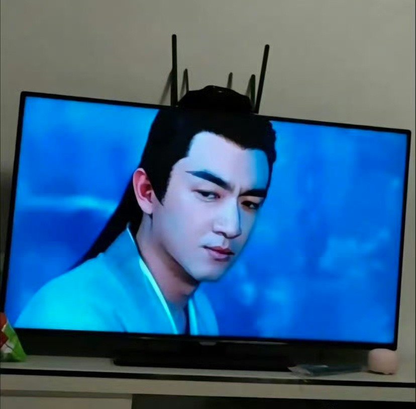 #与凤行# 草，笑死[允悲] ​​​