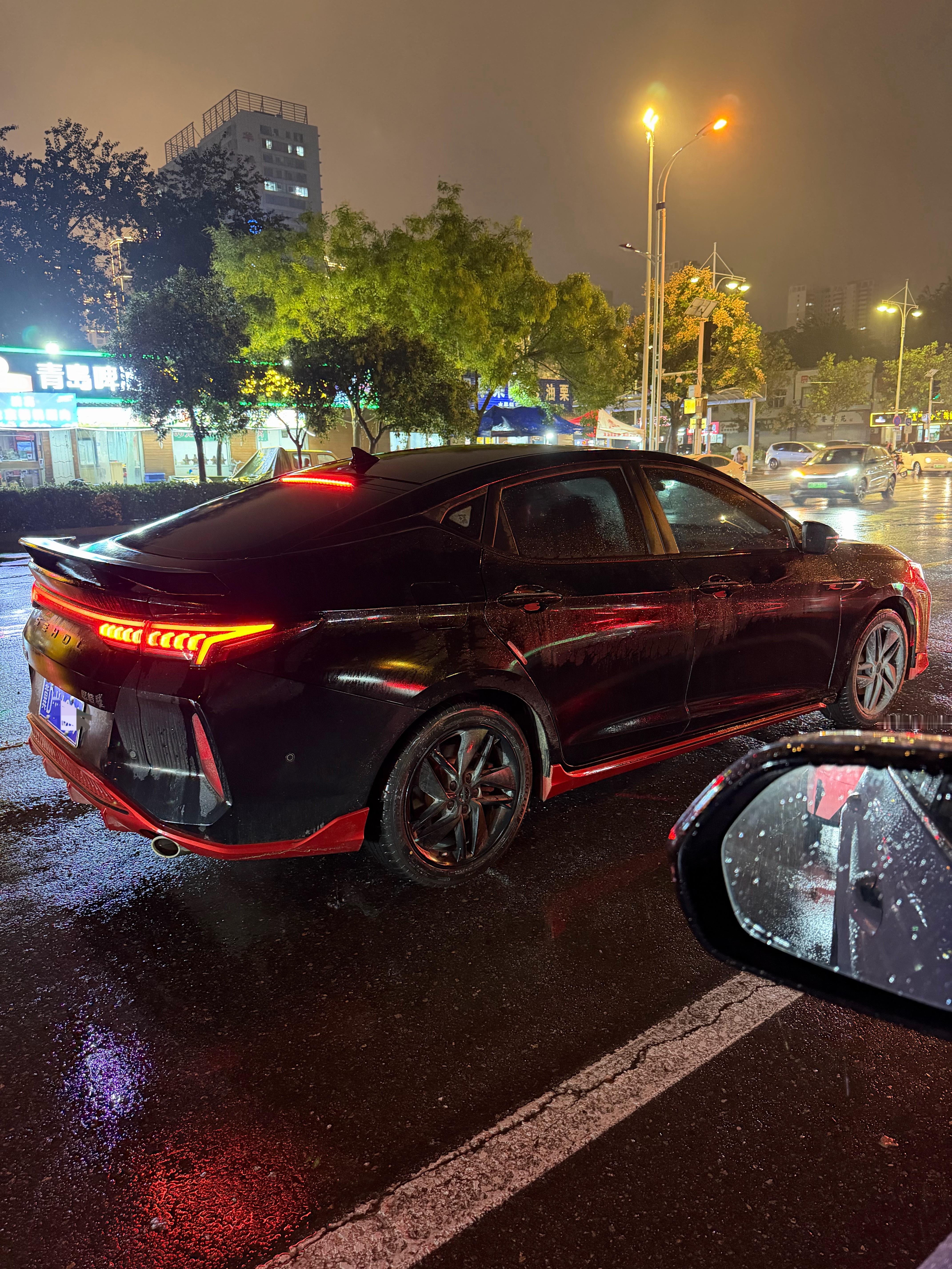 这是大众集团的车？怎么一股影豹的味道 ​​​