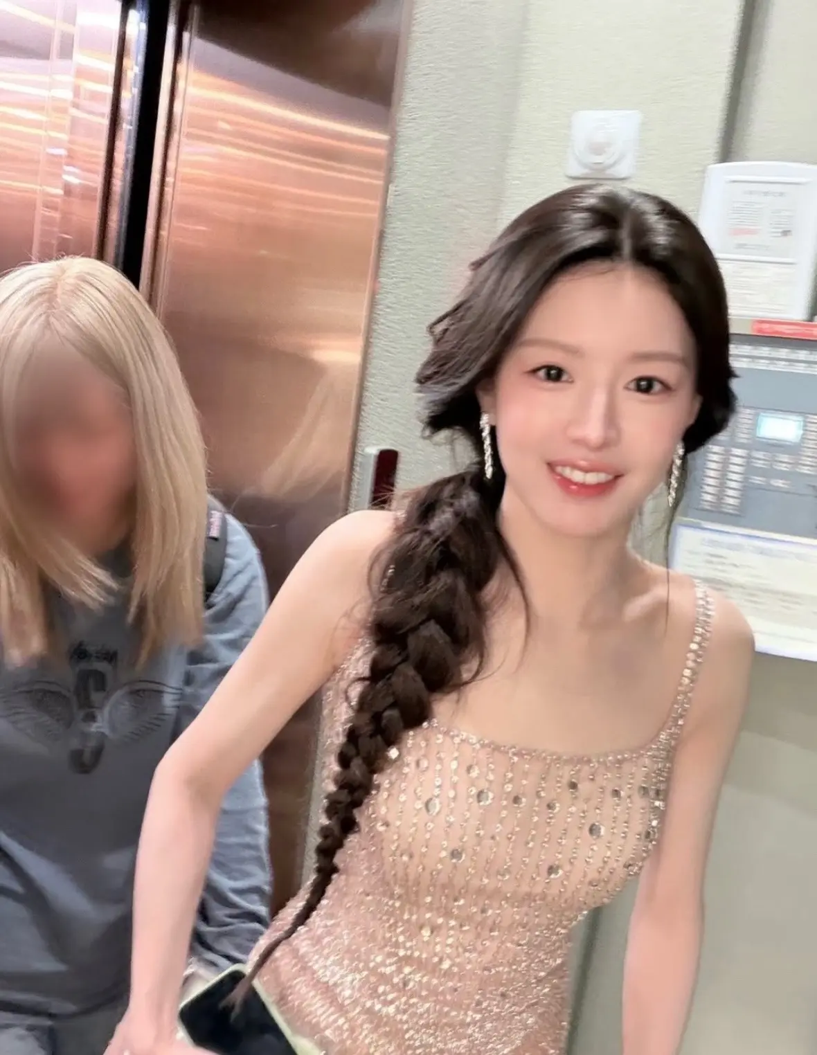 高允真 美到犯规