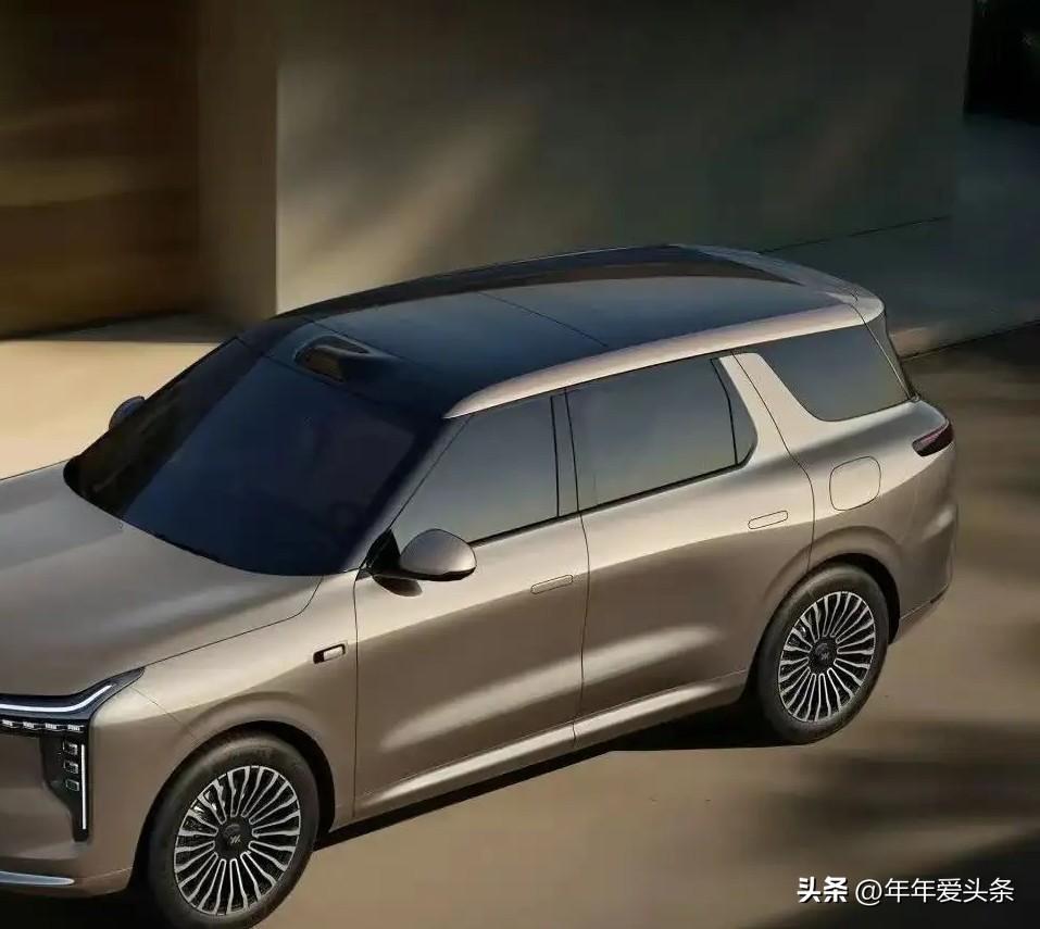 选车其实很简单：看着顺眼，坐着舒服，开着放心。不管是日常通勤，还是回老家、自驾游