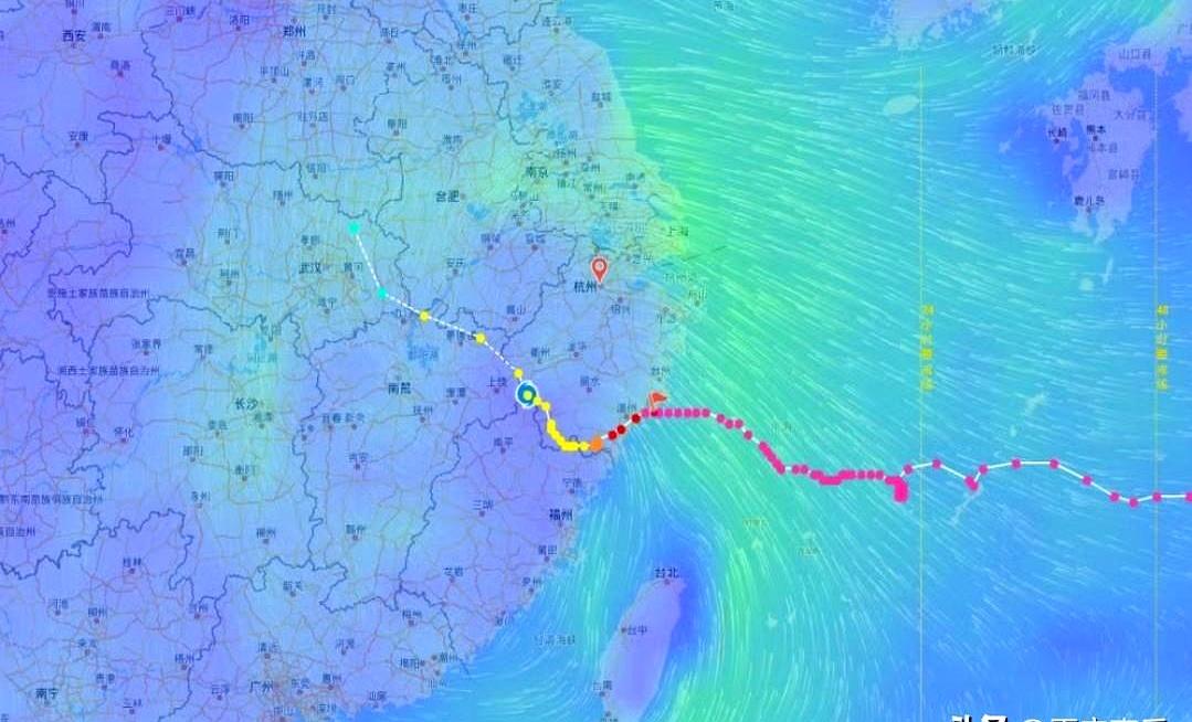 3天顶7年？
这台风是背着多少个三峡水库在天上飞啊，真把大自然玩成了“免费南水北