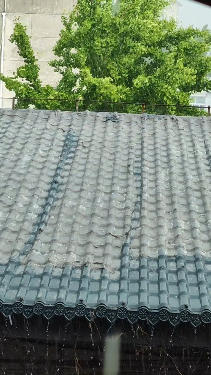 突然下雹子了