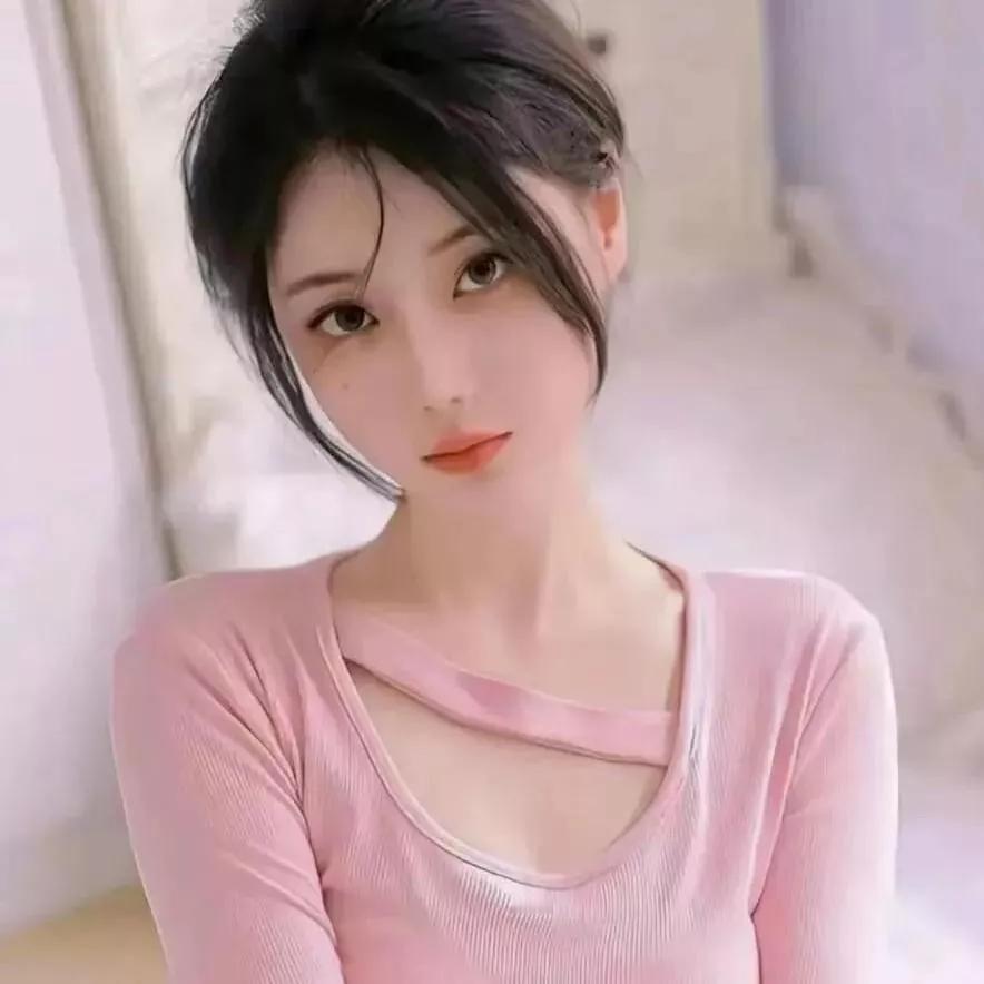 温柔粉色的心动时刻，少女心满满！温柔粉色上衣 温柔气质粉色 温柔粉色裙 粉色系 