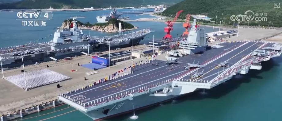 人民海军2025年新成就
           2025年，人民海军新入列一艘满