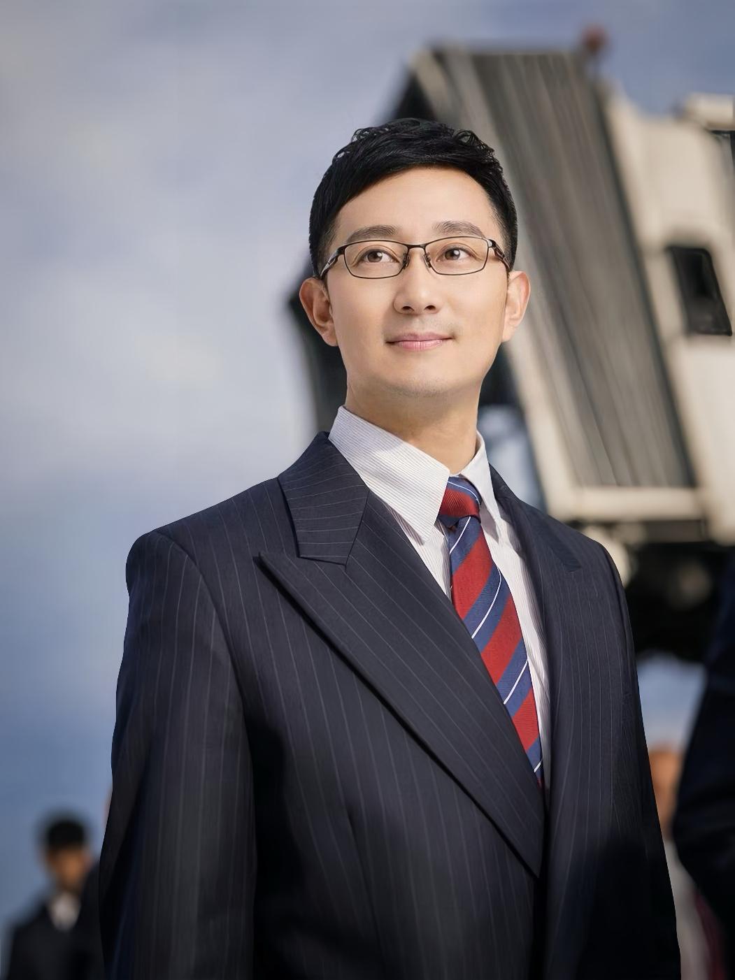 价值观决定算法。@唐加文，笔名金观平
AI时代，管理者如何守住价值底线？
计算可