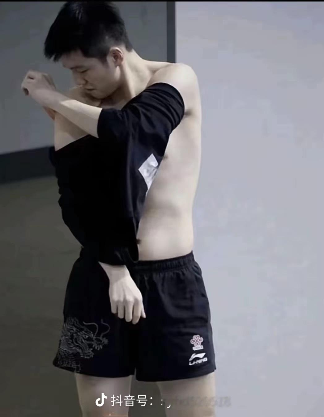 现充回来的宝宝们，来点点助力做任务啦 需要你助力！需要你助力！需要你助力！ 需要