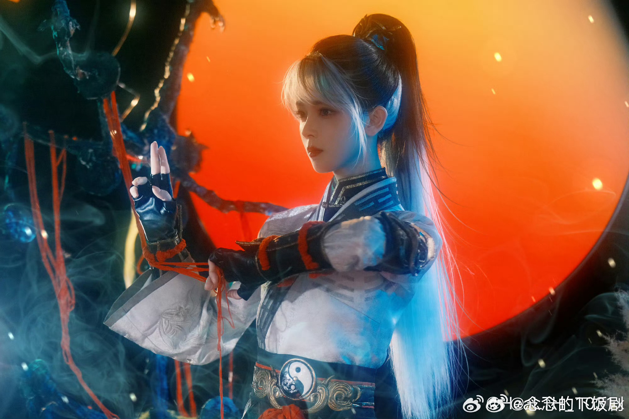 陈瑶钓系美人 陈瑶妥妥的钓系美人，这身衣服也太适合她了，跳起魔性舞蹈真的好美萌啊