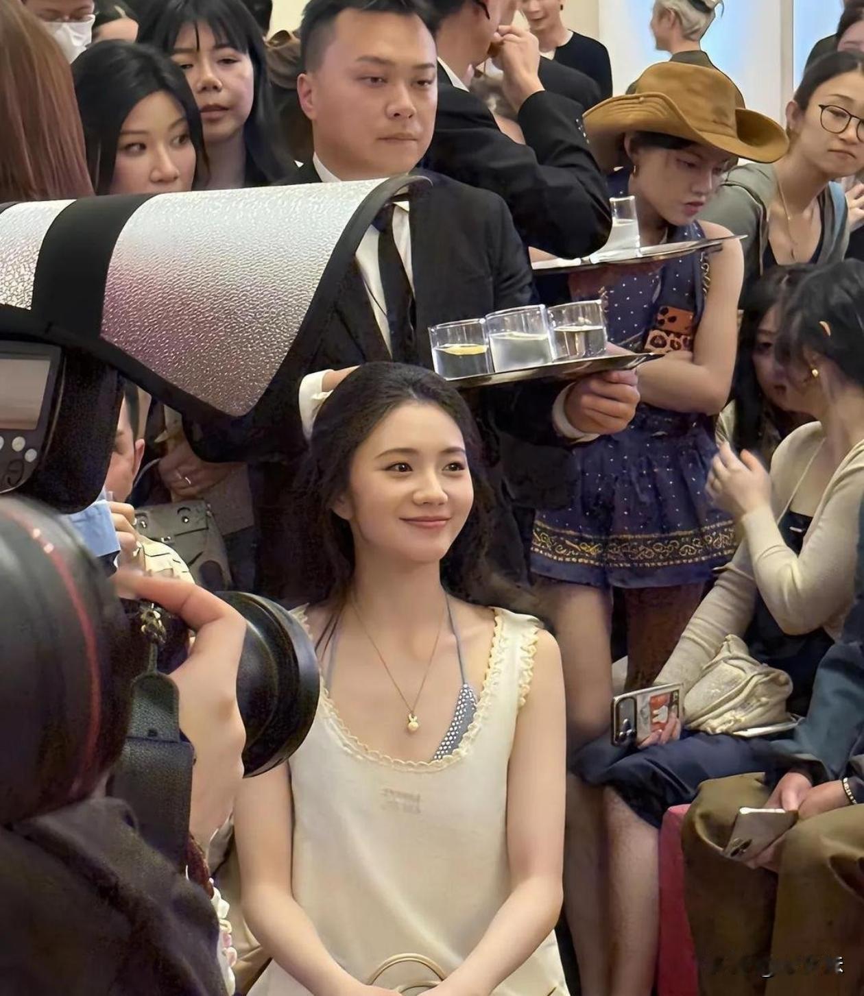 这应该是素颜天花板了吧？