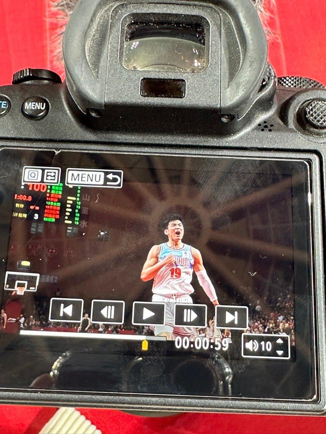 House in House 给我买爆！#季后赛谁是大赢家##小卢篮球世界##新