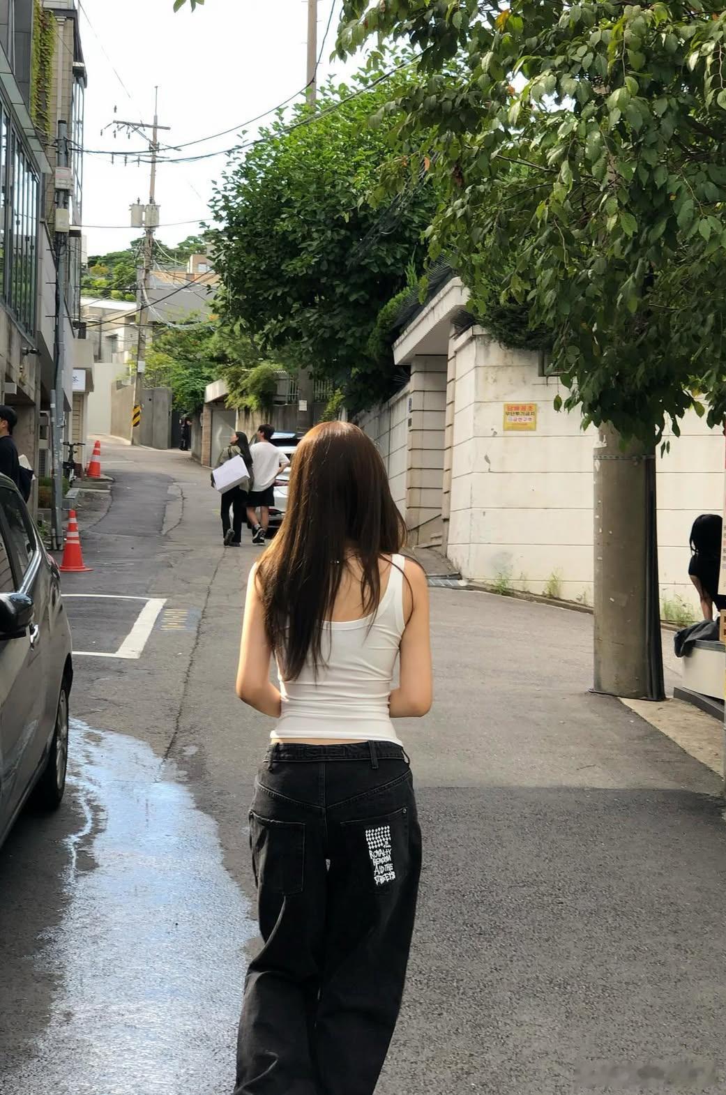 为什么好吃的东西和舒服的姿势都不健康这个世界太残忍了 ​​​