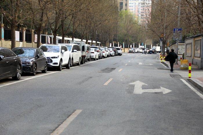 400米小巷“微改造”打通民生“幸福路”，记者实探改造后的道德新路！老城区“停车