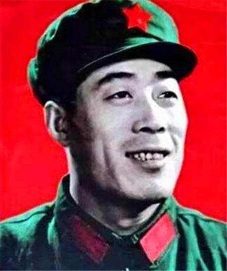 在1982年的一个清晨，孙玉国踏上了回乡的列车，远离了沈阳军区副司令员的身份，踏