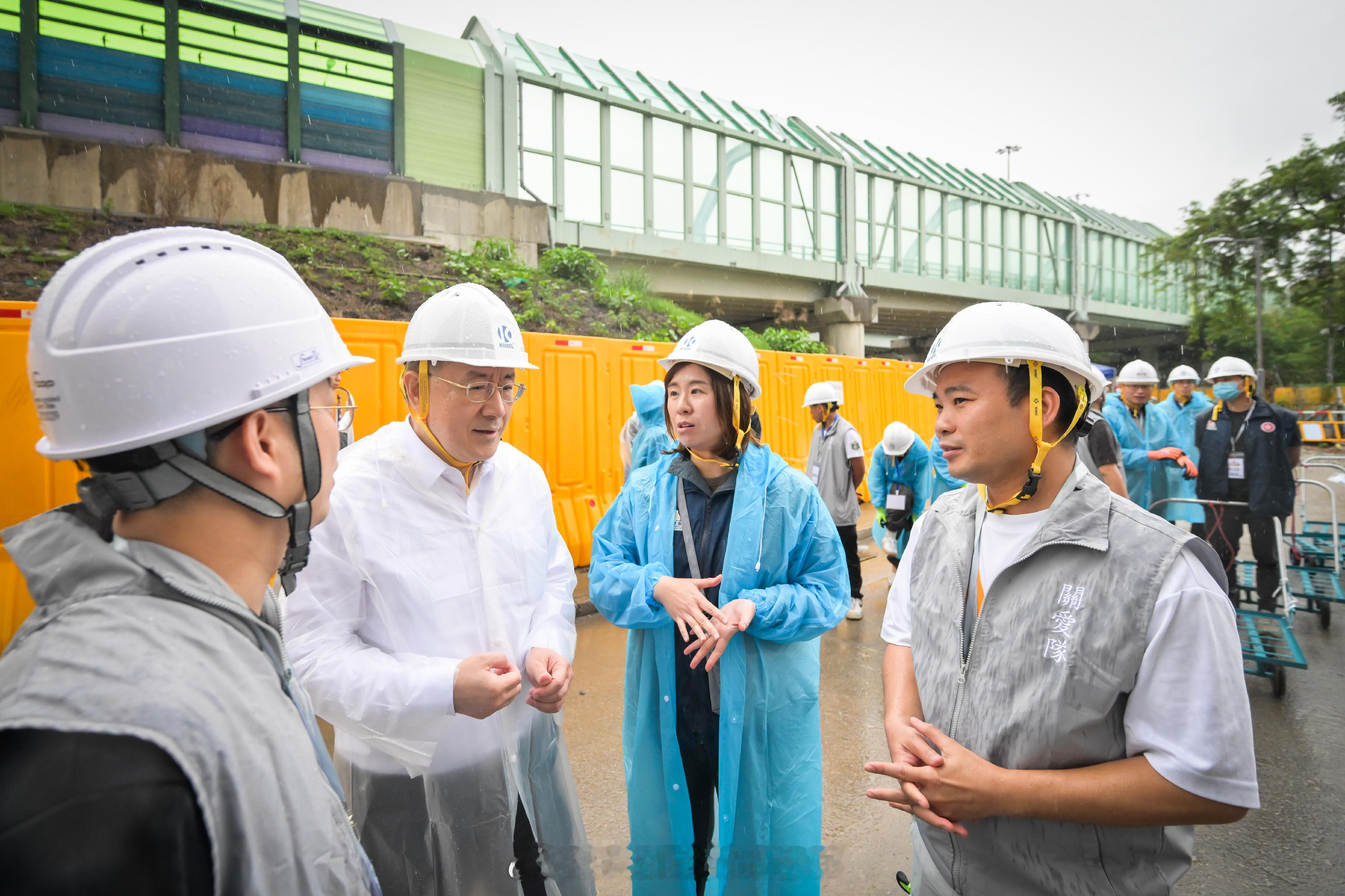 「香港特區政府總結新界大埔宏福苑 居民第五日上樓安排…….」昨日（四月二十四日）