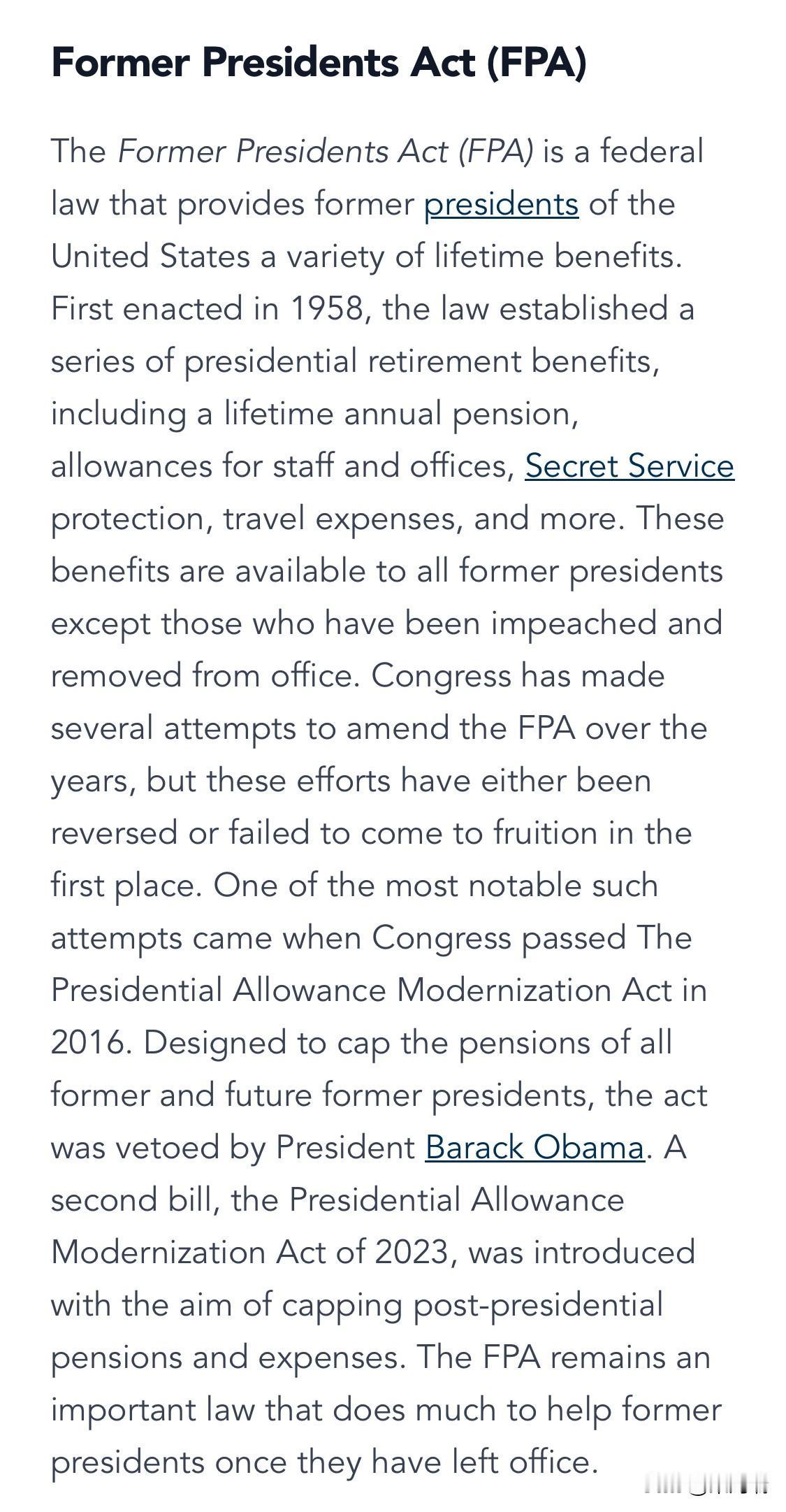 根据《卸任总统法案》（Former Presidents Act），美国在世的前