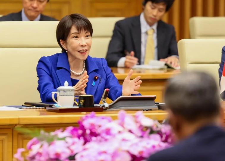 中国愿帮助，日本沸腾了。7 月 29 日，日本终于等来了中国的回应。中国不仅送来