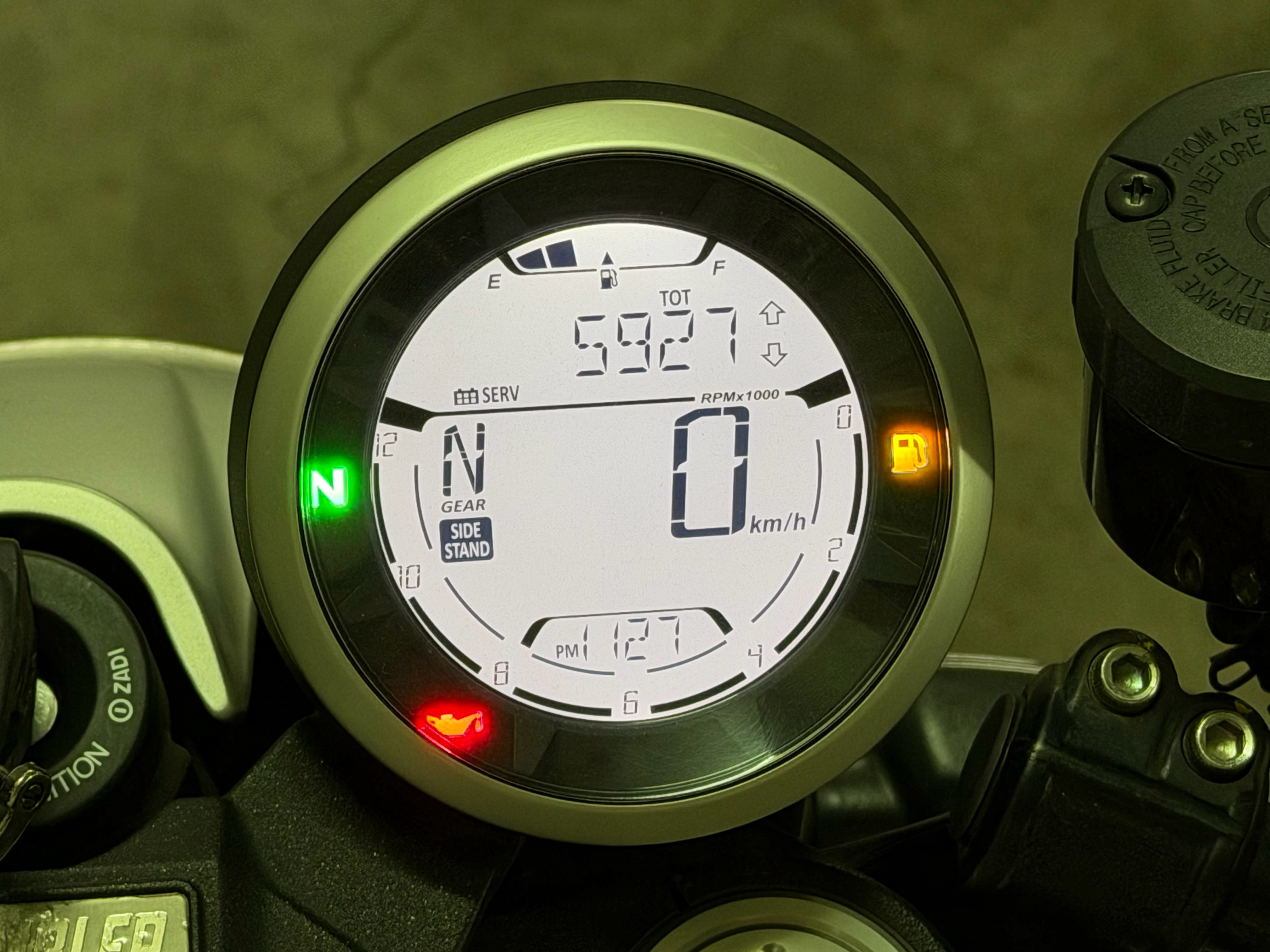 要不是因为六年要上线验车了我都忘了我还有个小摩托还七年…看能不能盼到取消强制报废