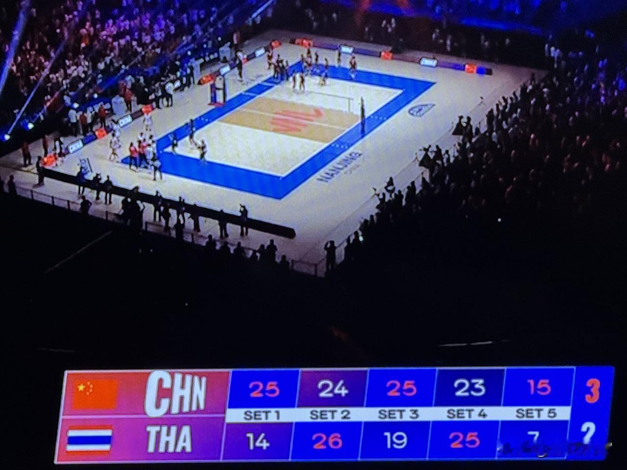 中国女排3:2战胜泰国女排，取得2026世联赛首胜！
―庄雨珊拿到21分成为全场