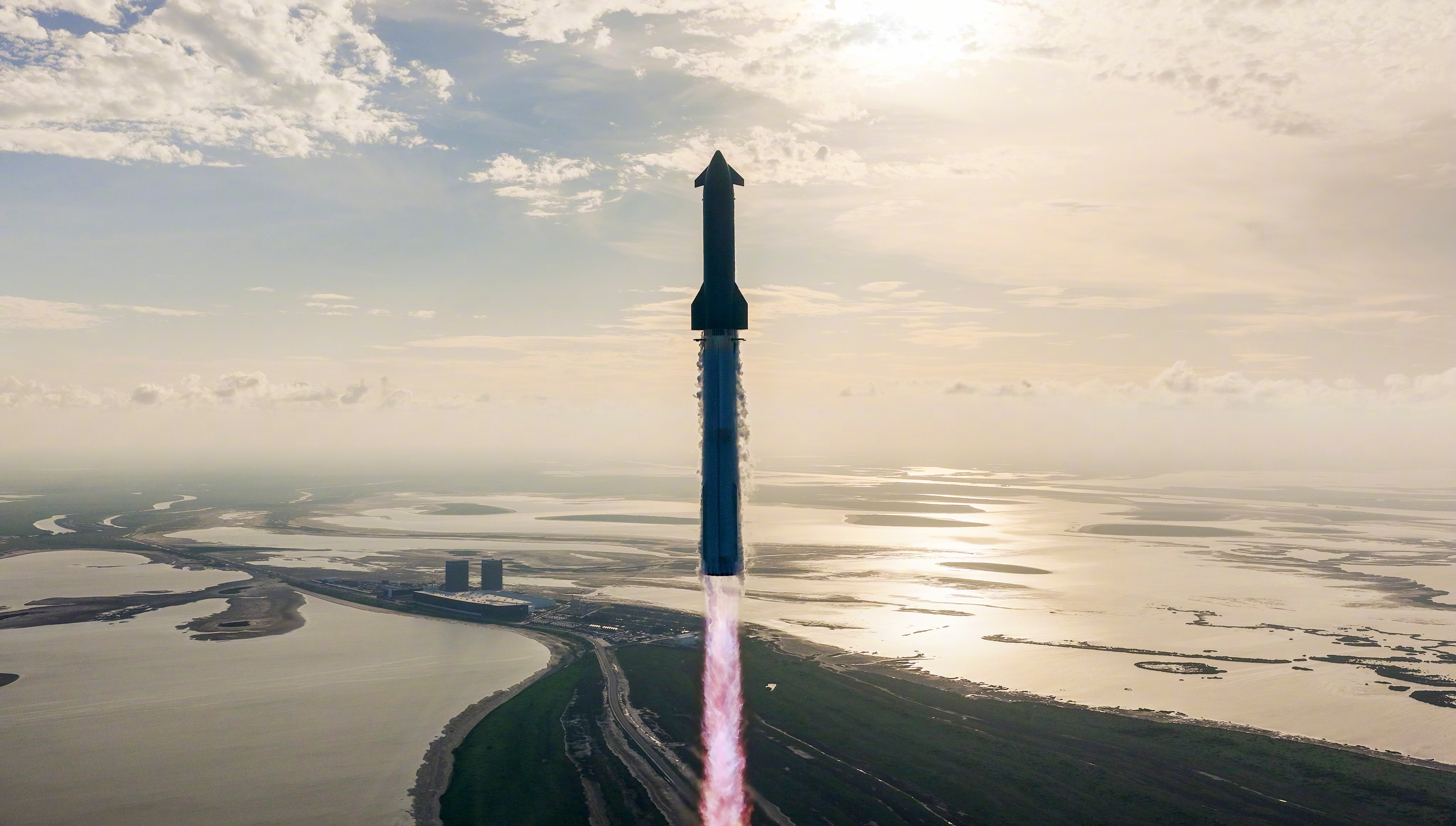 在SpaceX从回声星通信（EchoStar ）收购无线频谱后，SpaceX 正