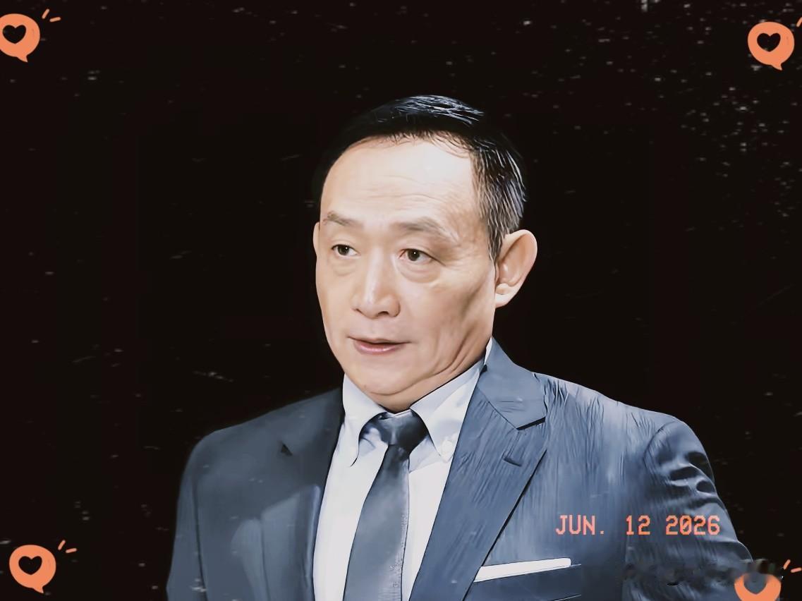 卢麒元声称：“‌有人想把我们喝的水、用的电、上的网，打包卖给资本，还生怕我们看懂