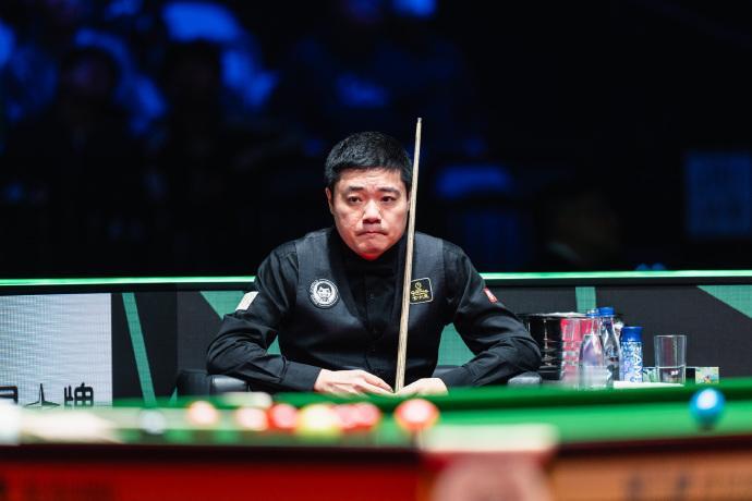斯诺克：2026香港世界大奖赛首日中国6人出战5人过关，仅丁俊晖一人出局止步首轮