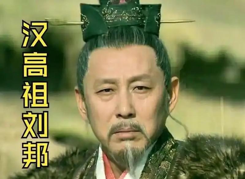 刘邦分鸡时刘恒抢不到肉，这段子正史里根本查无出处。真正查得到的,是他母亲薄姬,一