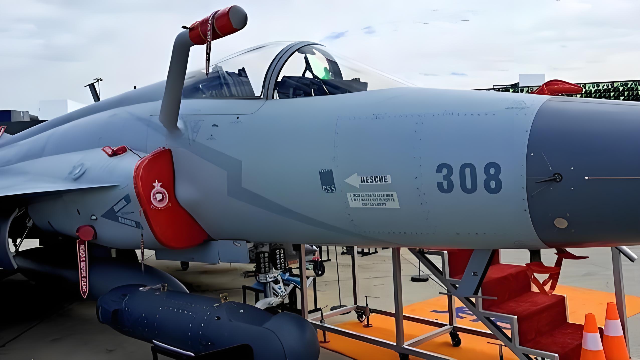 130亿美金的“军火梦”：巴基斯坦能靠卖战斗机实现国家繁荣吗？