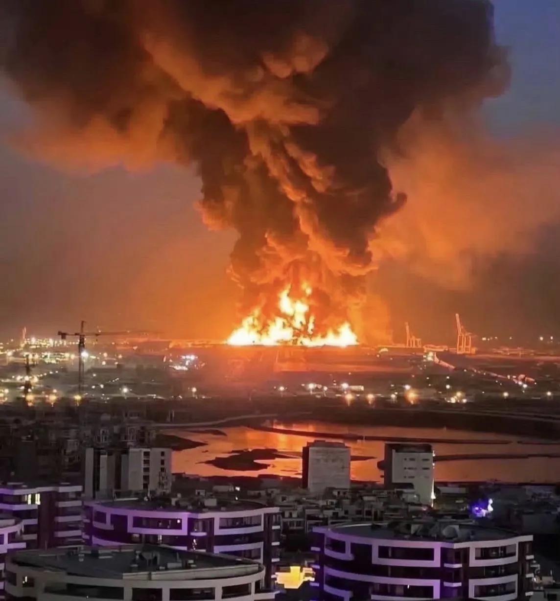 美军设在伊拉克北部库尔德自治区首府埃尔比勒的一座弹药库遭到伊朗无人机打击后发生了