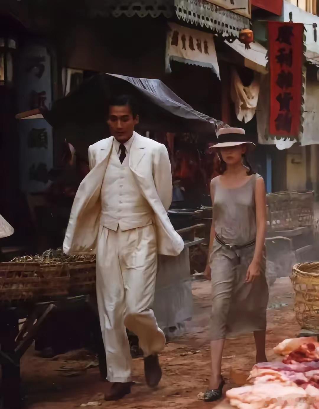 梁家辉最好的地方在于，明明演技很厉害，却没有表演的痕迹，不瘟不火，恰到好处。 