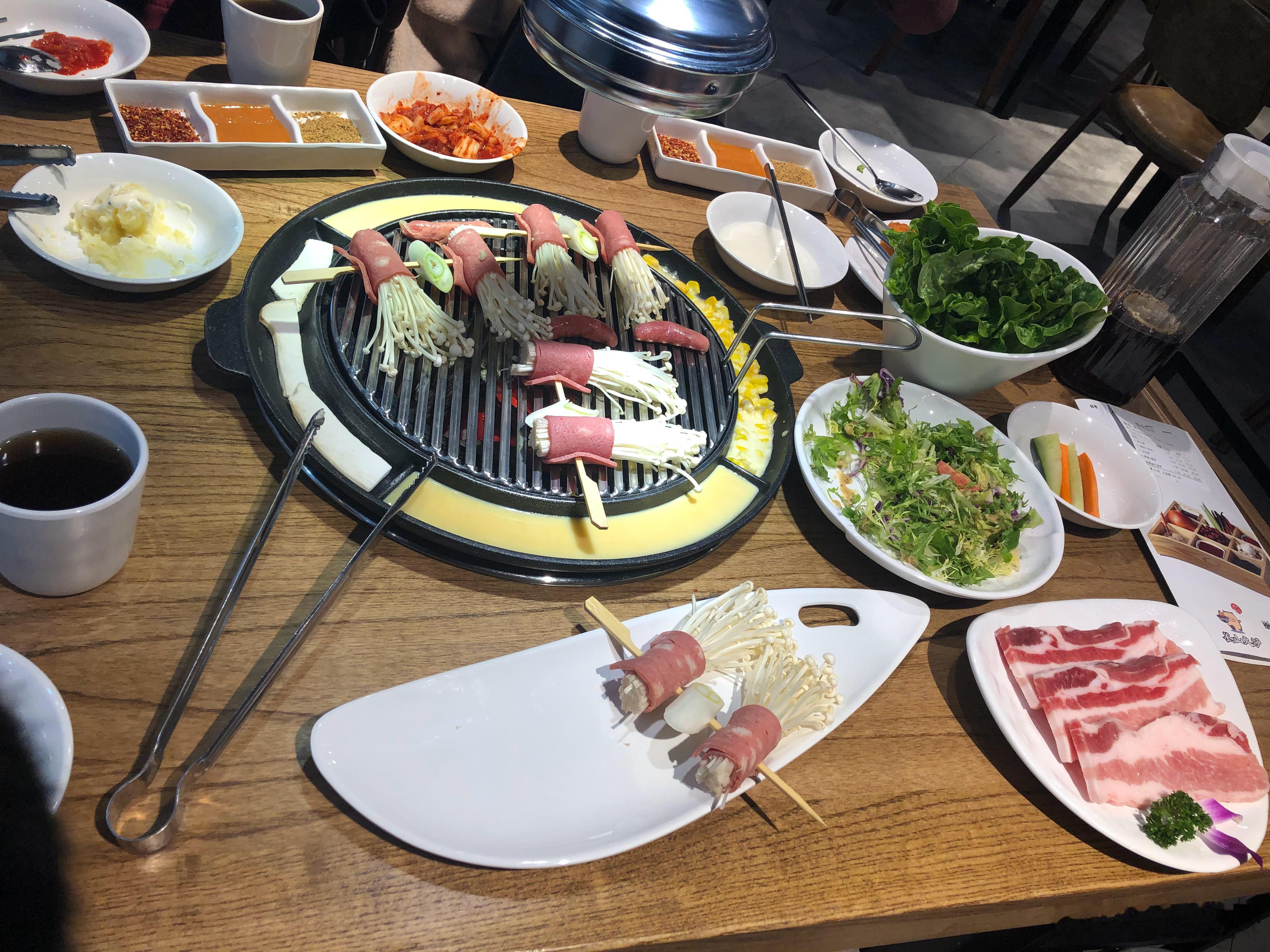 你一串我一串～串串烤肉