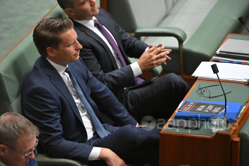 澳政客带孙子兵法出席议会澳大利亚政客哈斯蒂(Andrew Hastie)在2月4