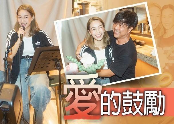 【On.cc】黃心穎克服恐懼走出街頭　老公泥鯭做背後男人藝人黃心穎近年走出陰霾，