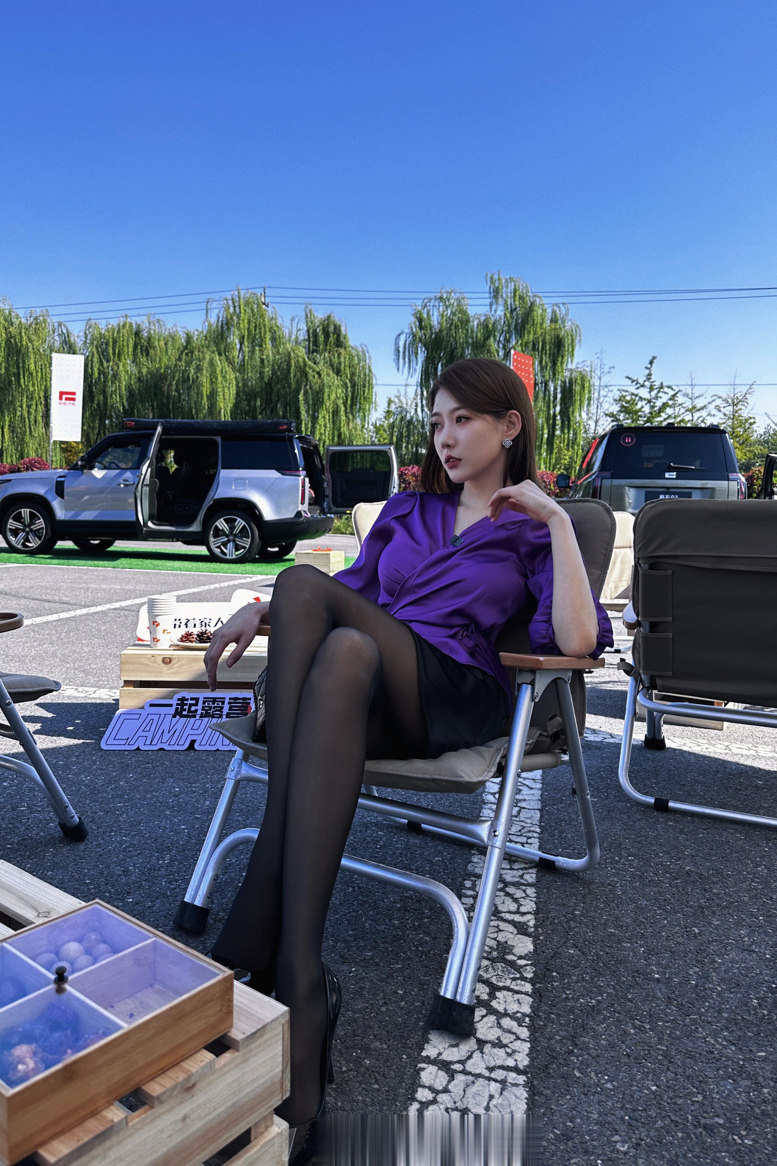 今日份的工作照之紫色很有韵味😈 ​​​