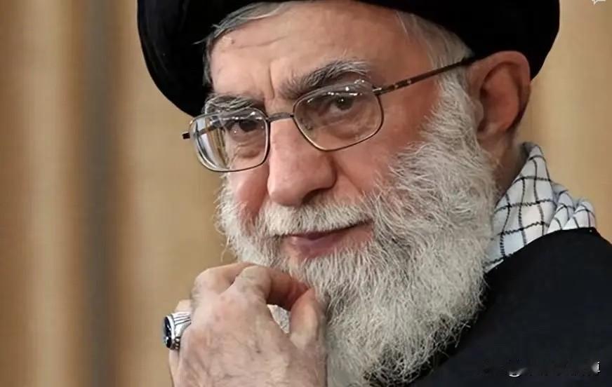 很多人奇怪哈梅内伊为什么不早点去莫斯科养老，别的不敢说，至少能保证生命无忧。我认