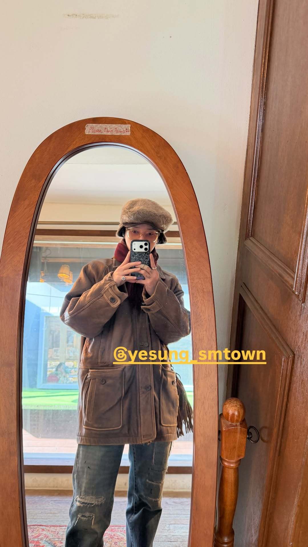 “CB百蓝_。260206金钟云 ins story更新： 