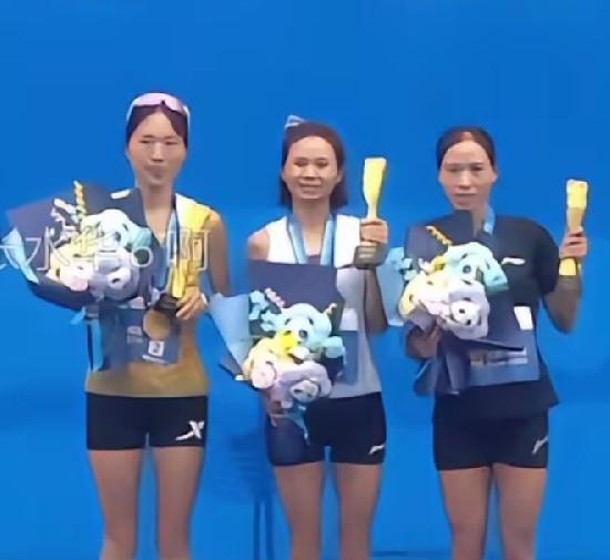 张水华成都马拉松亚军，6万就到手了！
刚拿了西马冠军10万块，7天16万！这赚钱