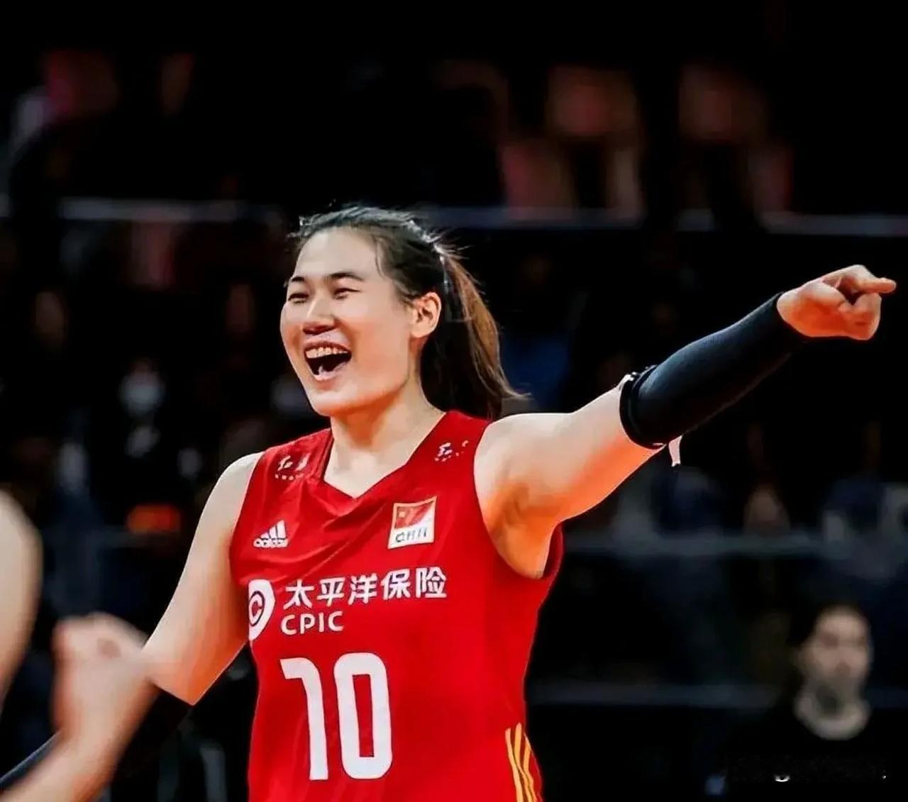 王云蕗真是人才！
她不仅球打得好，而且文采斐然。在世界女排联赛巴西站比赛中，王云