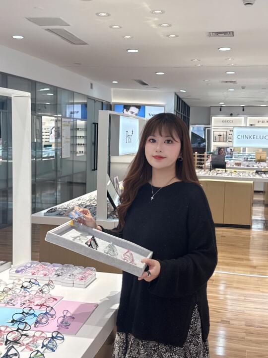 给孩子配眼镜！真的要选对品牌！！！