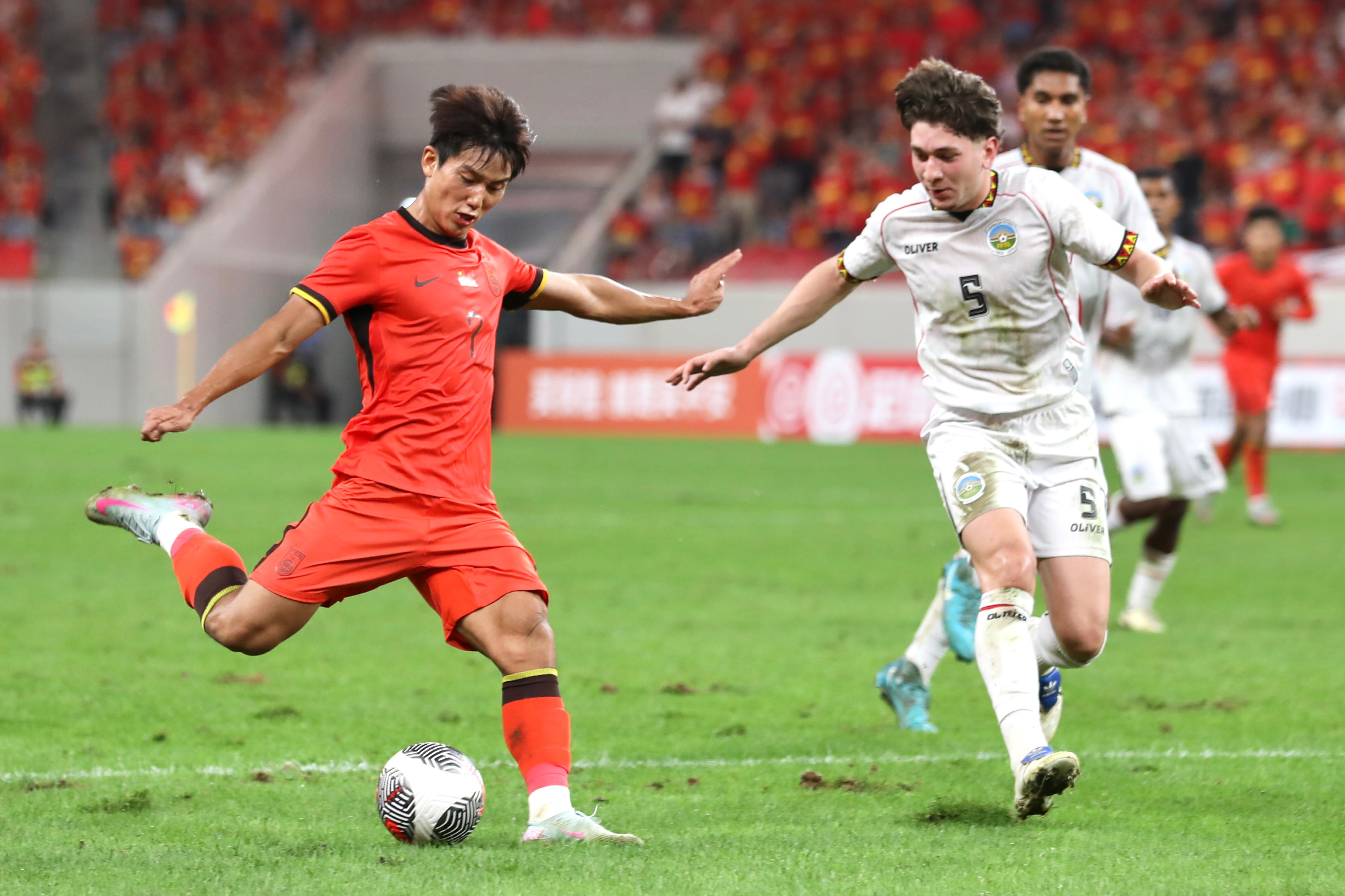 体坛：杨希和向余望大概率错过明日与韩国U22的比赛