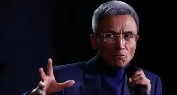 2011年甬温事故后，以胡舒立为首的《新世纪周刊》公知们带头把信号故障往“高铁战