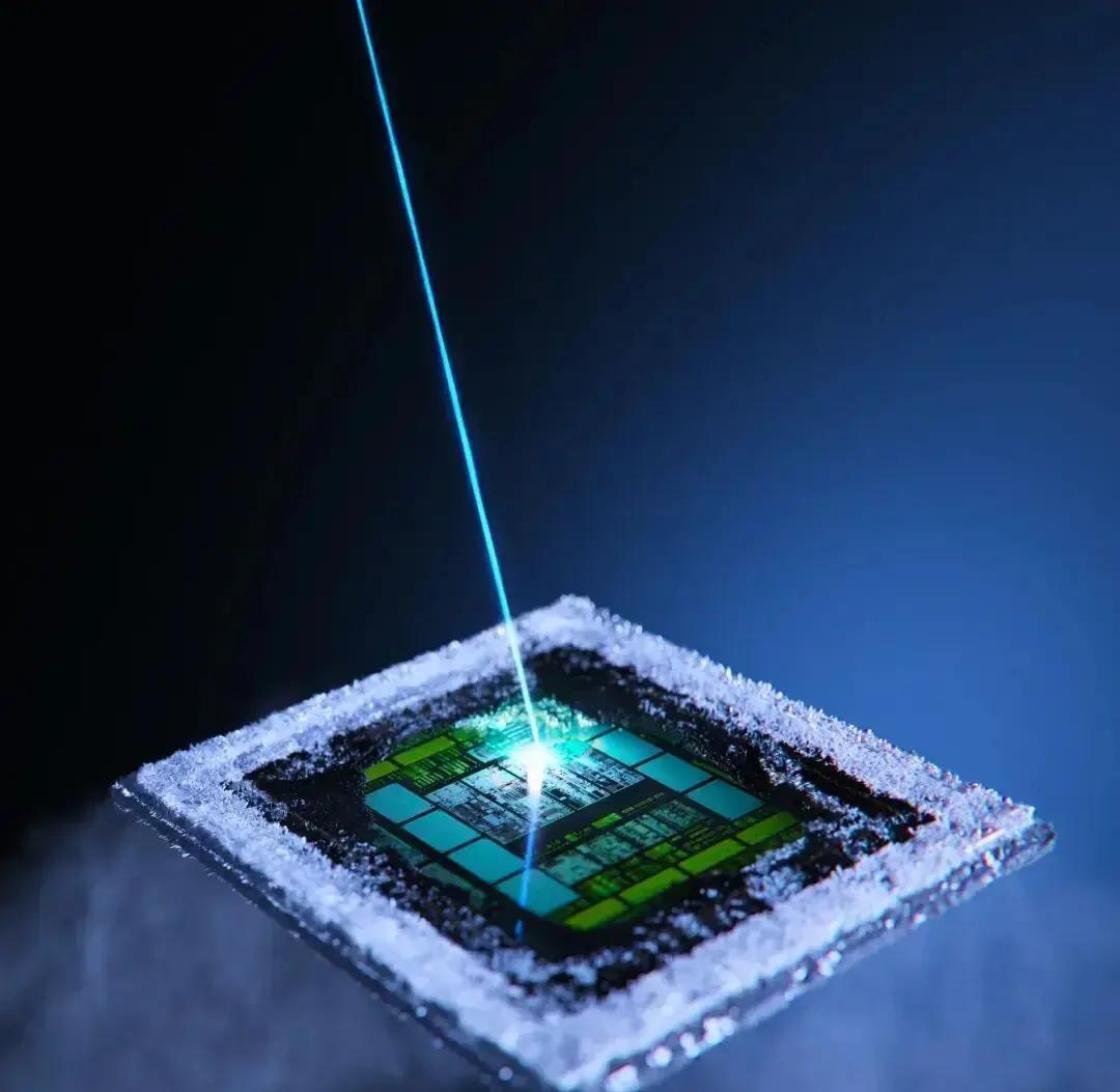 你知道吗？平时激光一照东西就热乎乎的，能切钢板还能干掉导弹，可科学家们居然用它造