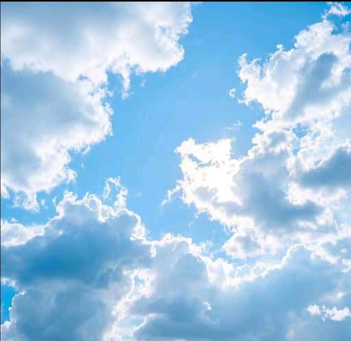 退休教师新的教龄津贴一说争议不休。我也是教师退休行列，每看到国家要提高教师教龄津