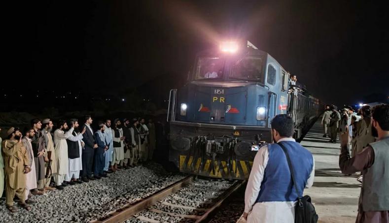 伊朗恢复了首都德黑兰与西北部大不里士和东北部马什哈德这两个最大城市之间的铁路服务