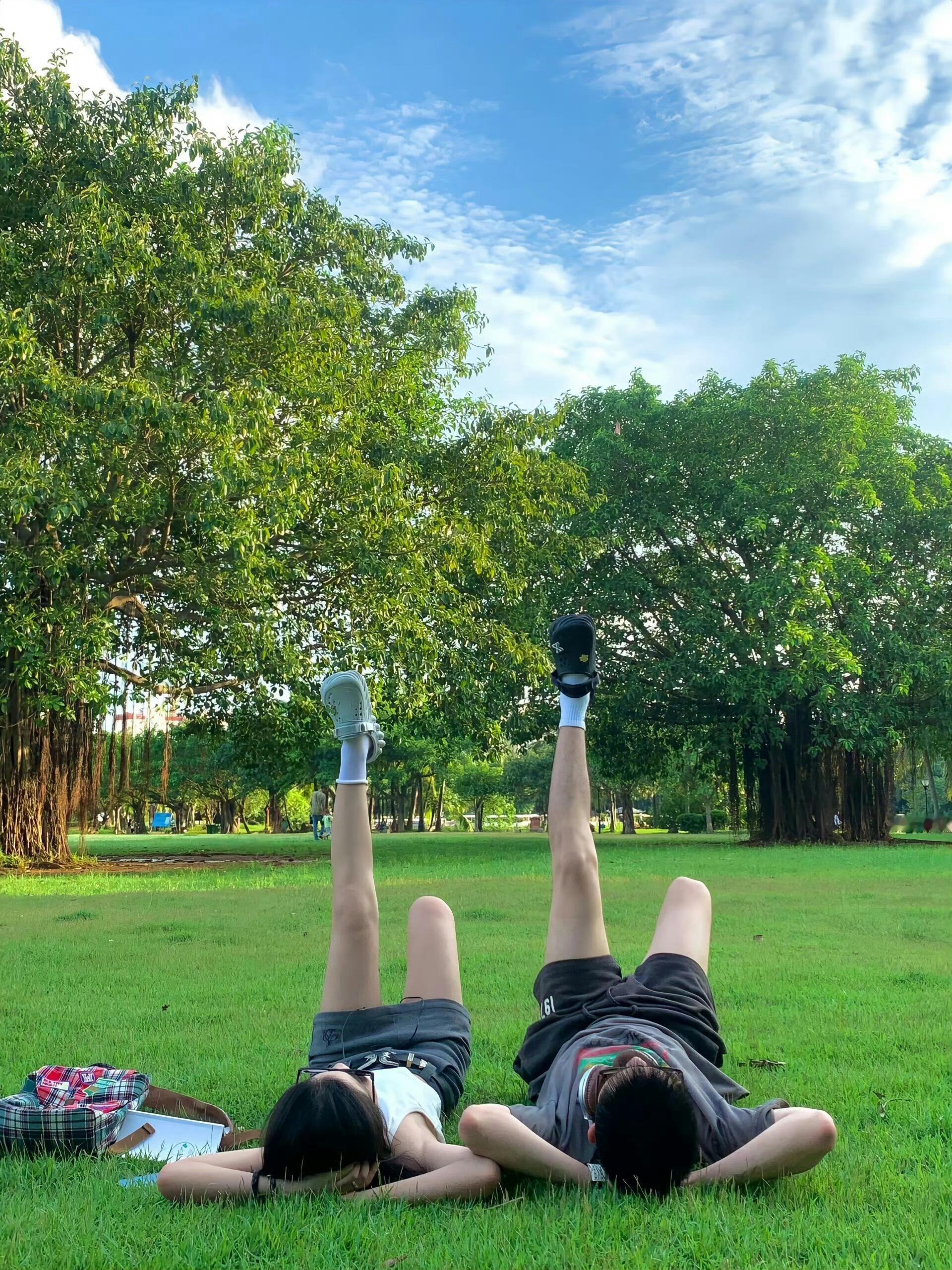 公园不露脸拍照姿势📸 