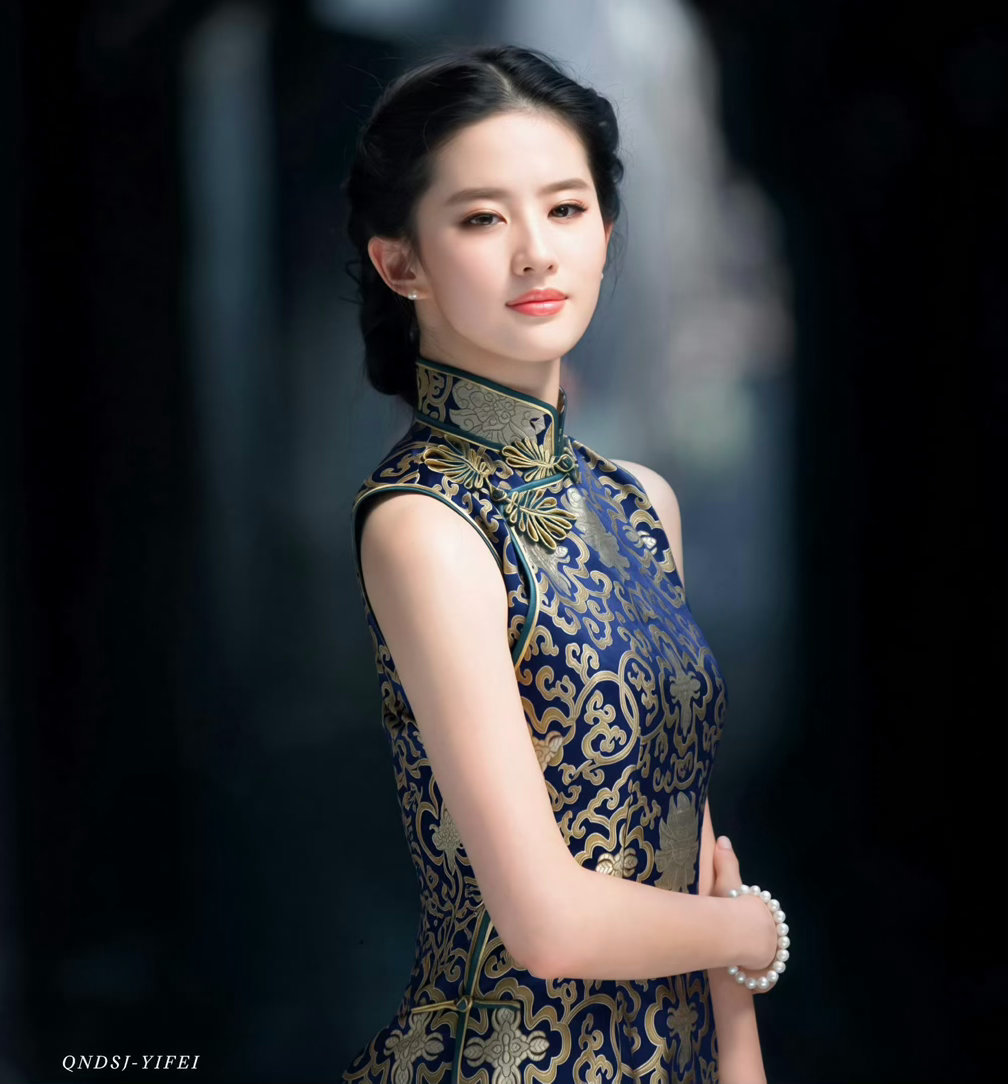 刘亦菲今夕是何年时间到底给刘亦菲带来了什么刘亦菲从前只惊艳于她的皮囊，长大后才折