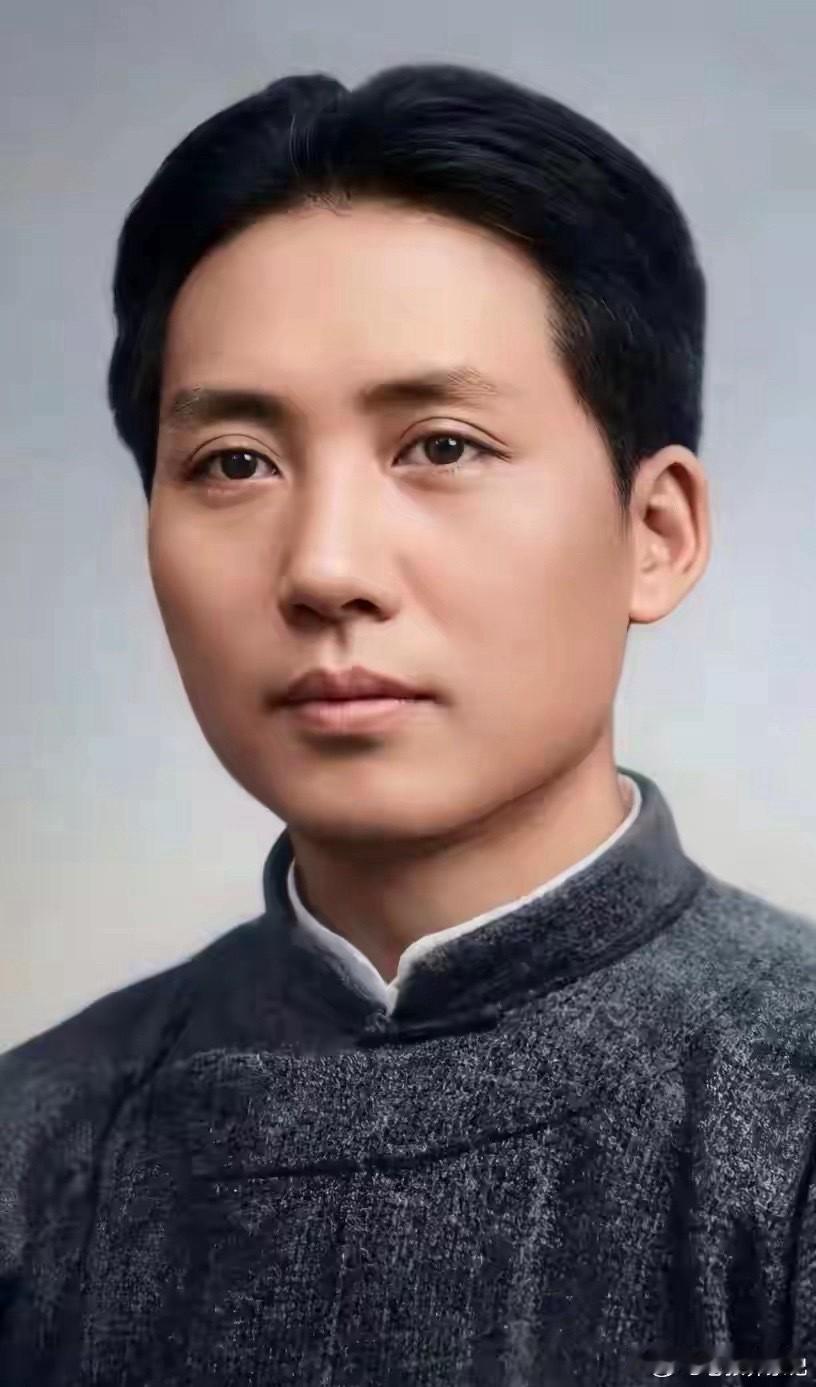 教员睡觉只盖毛巾被，还要开窗透气，一年四季不变，这样的生活习惯伴随了一生。

这