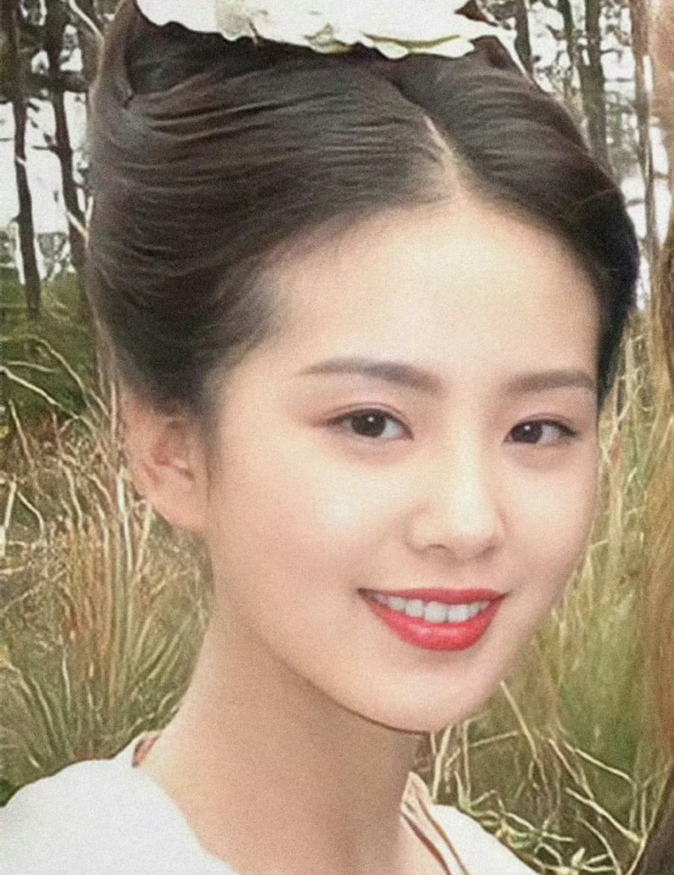 网友讨论刘诗诗算不算小白花？ 