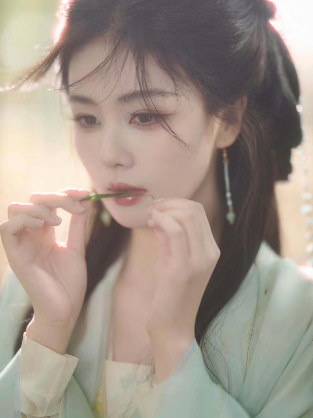 白鹿。
