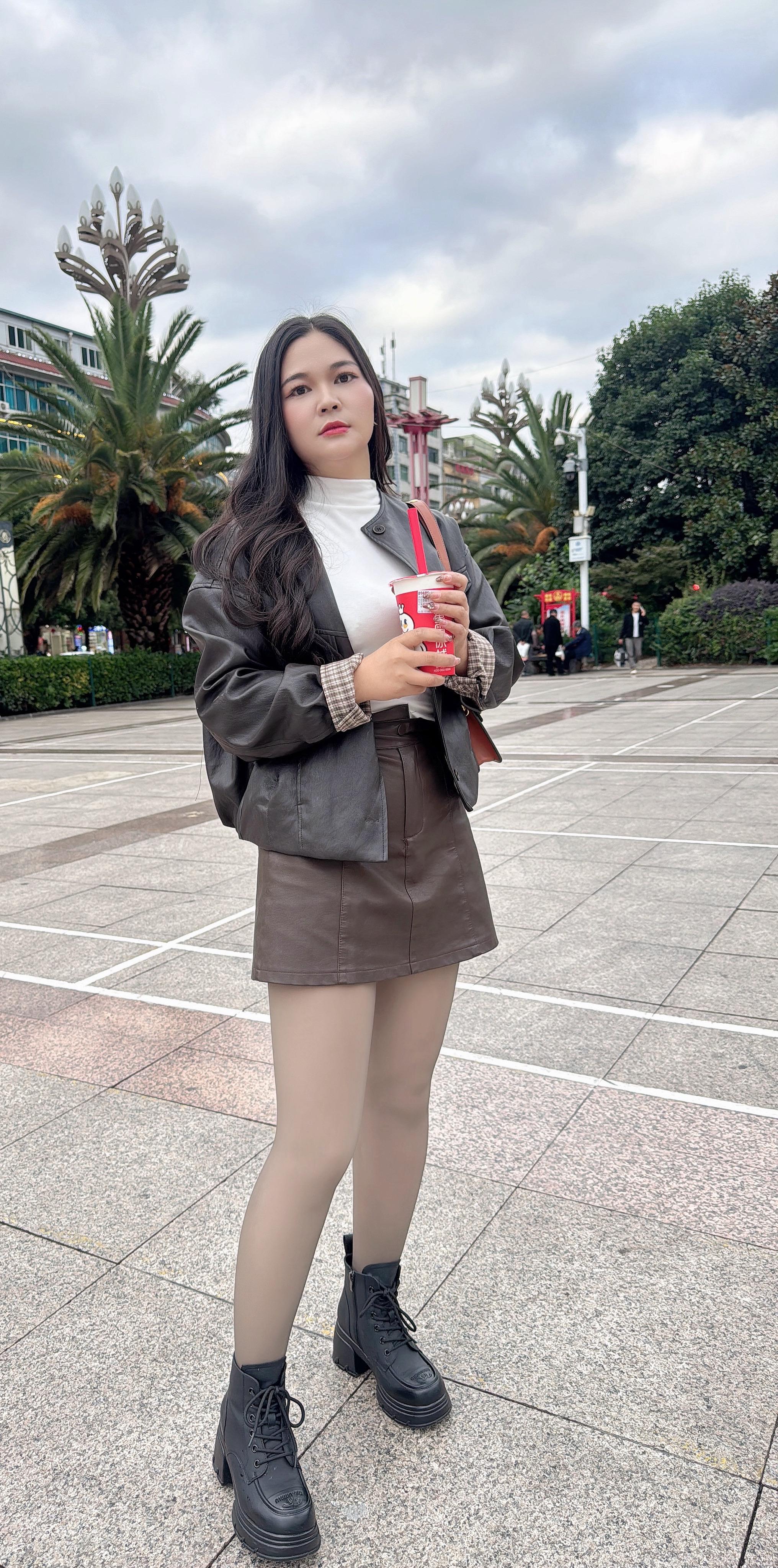 女人味 街拍小姐姐穿搭