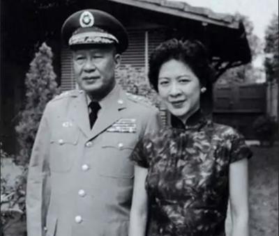 1931年，白崇禧跟副官的未婚妻生了一个儿子，他兴奋不已，要给女人一个名分。白崇