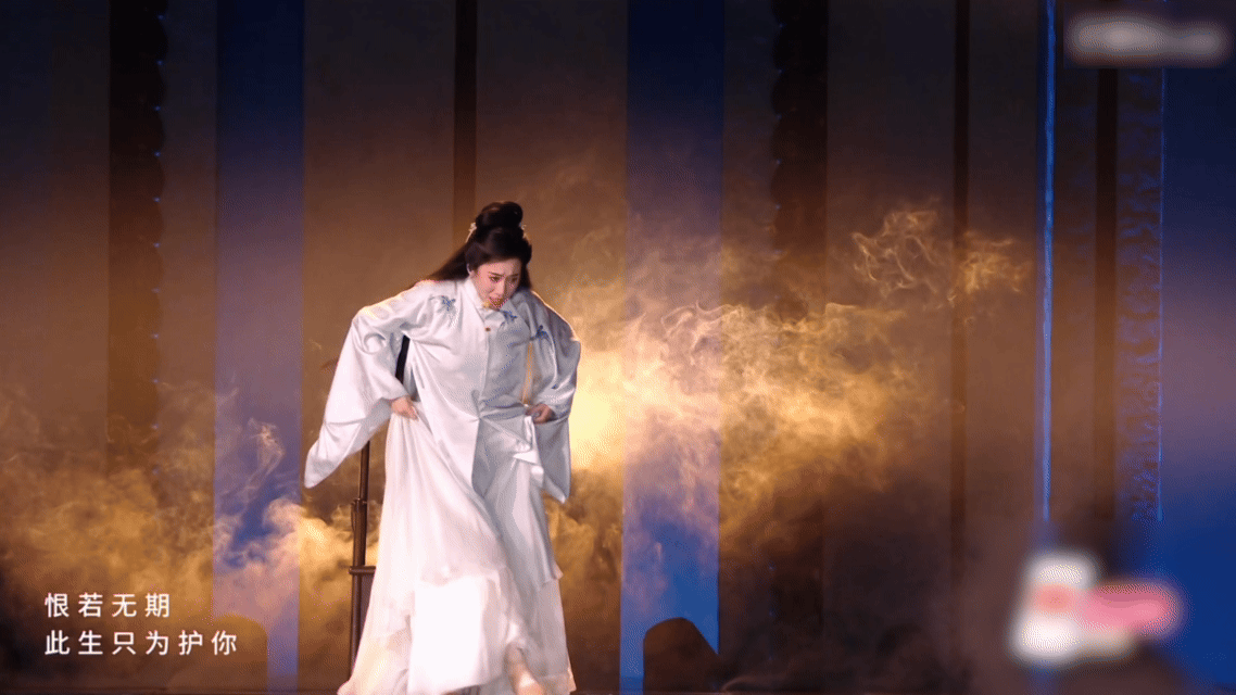 温峥嵘初舞台还原雁回时造型温峥嵘唱了谁的意难平 🌟 封神初舞台！温峥嵘造型还原